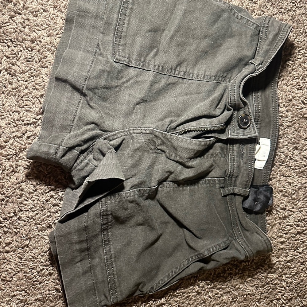 H&M Green Cargo Shorts Relaxed Fit Cotton Blend